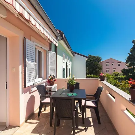Apartment Oleander Punat