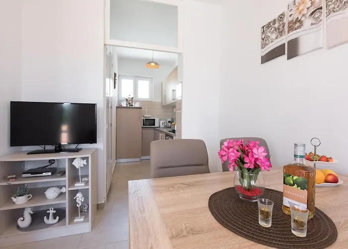 Oleander Apartment Punat
